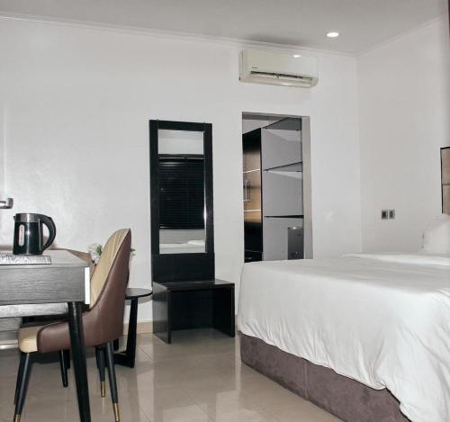 hotel photo