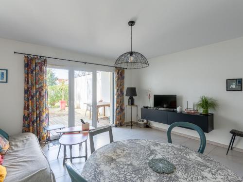 Appartement central avec jardin - 4 pers. - FR-1-319-637