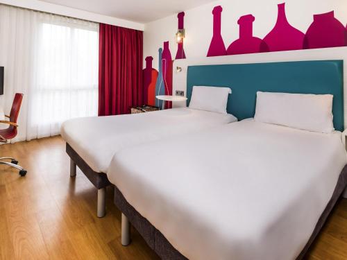Ibis Styles Barnsley Hotel Room Type - Twin Room