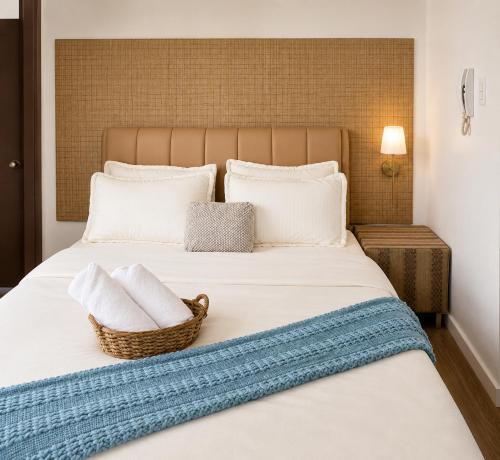 8 Adriatico Manila Condotel Sea View Corner Unit Near St Lukes Clinic, Metro Manila