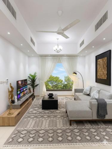 Perfect choice Luxury Apartment-AlMuzn Residence, AirPort – khách sạn tại Seeb