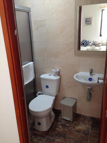 2 bedrooms, 3 beds