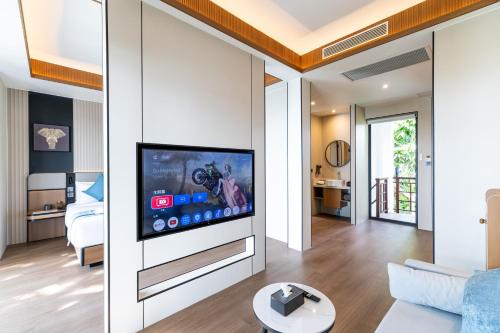 room detail thumbnail 0
