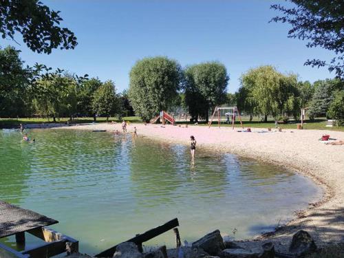 Programlehetőségek, Chalet au Domaine de la Goujonne in Bray Sur Seine