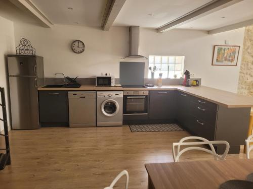 Loft Porte Sud 140 m2 in Salles-d'Aude