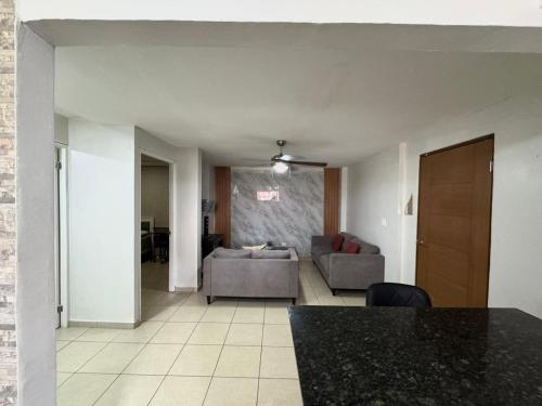 Istaba viesiem, Hermoso Departamento completamente independiente in La Arena