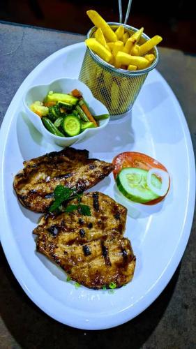 Restaurace, NEBCON Executive Lodge in Kitwe