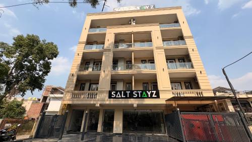 Exterior view, Saltstayz Premier Faridabad Near Sarita Vihar in Faridabad