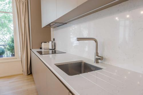 Kitchen, Chic apartment - 2BR 4P - Trocadero in Tour Eiffel