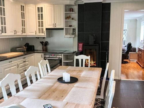Iekārtas, 8 person holiday home in Oksvoll in Oksvoll