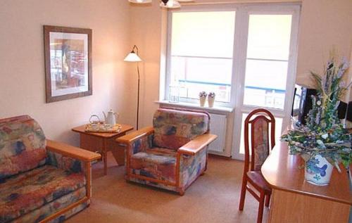 Apartment image 2