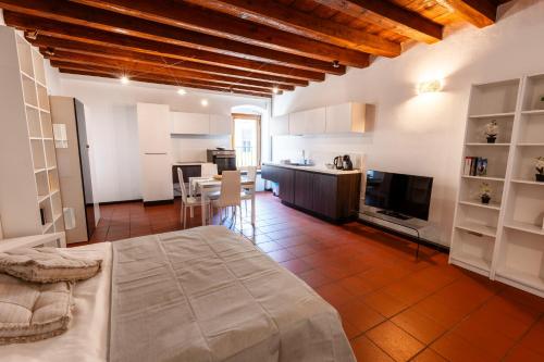 Borghetto Lake House