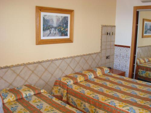 Hotel Univers - image 8