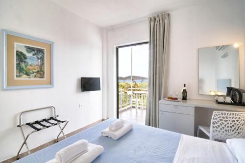 Elounda Krini Hotel Room Type - Classic Room, Sea View