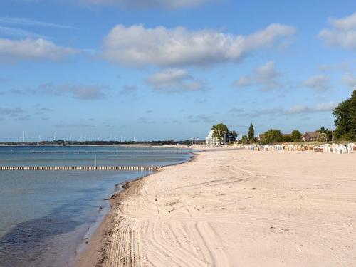 Ferienwohnung Strand living mit Meerblick Haus Mole Grossenbrode - image 3