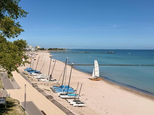 Ferienwohnung Strand living mit Meerblick Haus Mole Grossenbrode - image 5