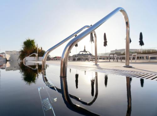 Piscina, Hotel Inglaterra - Charme & Boutique in Estoril