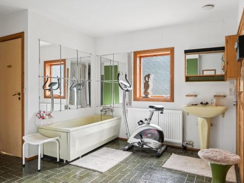 Vannas istaba, Holiday Home Extorp by Interhome in Extorp