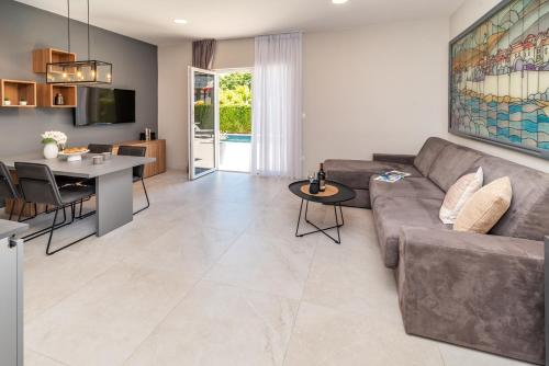 CURICTA Design Apartments 5