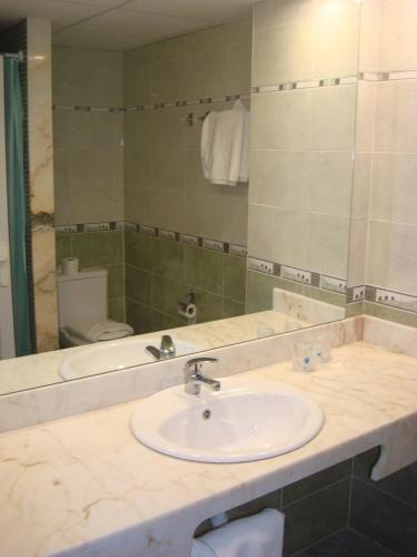 Hotel Univers - image 2
