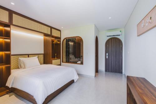 La Perla 4 beach Phu Quoc in Vung Bau