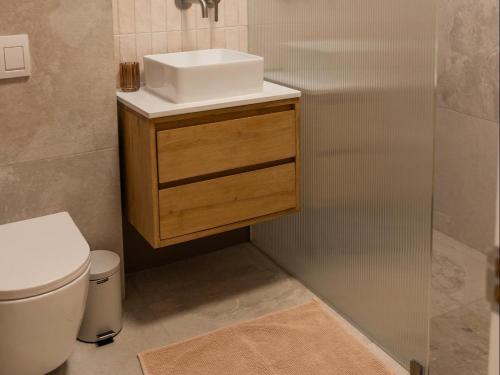 Queen Suites - image 3
