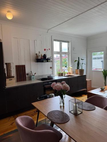 Leilighet i Villa -3 soverom-nær sentrum – khách sạn tại Stavanger