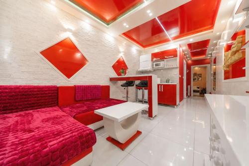Aqualux 2 Belgrade Apartment with Garage and Spa