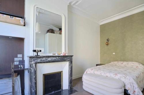 Spacious apartment near Montmartre - main image