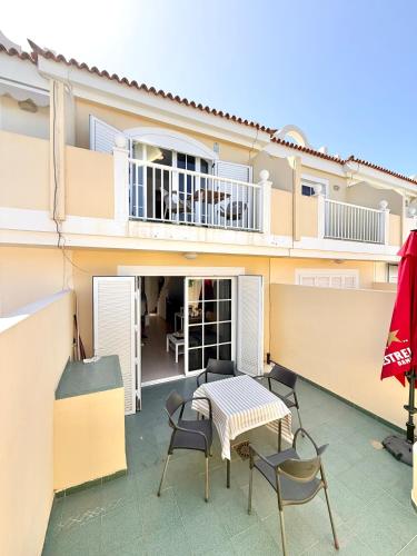 Sunny terrace duplex apartment 2 bedrooms