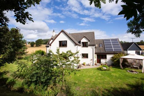 5-Bed Highland Lodge - NC500 - Sleeps 10