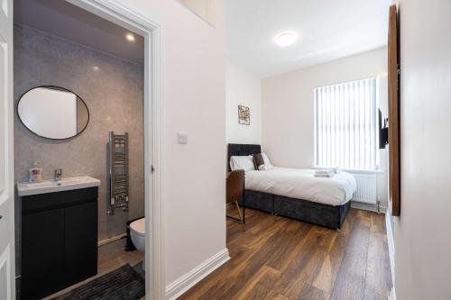 The Groves Room 3 Ensuite near city centre and hospital – khách sạn tại Trung tâm Manchester