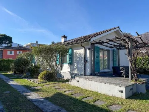 Casa Ermenegilda, 4,5-Zimmerhaus by HolAp SA in Ascona, Schweiz