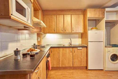 BeBarceloner Sant Andreu Apartments - image 4