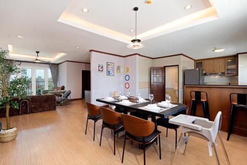 Capitel Ekkamai Hotel Bangkok