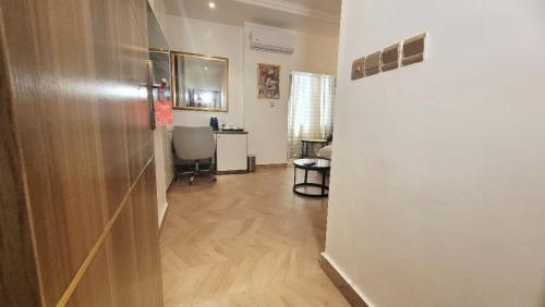CARITAS HOTEL AND suite – khách sạn tại Lekki Phase I