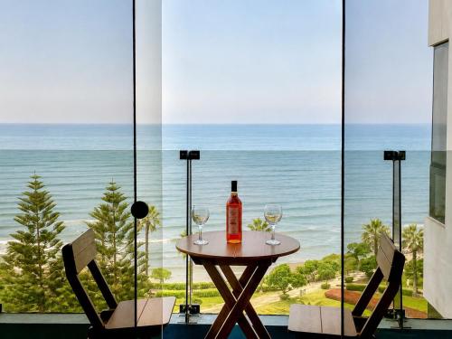 Stunning Ocean Views Sunset & Sunrise 3BR