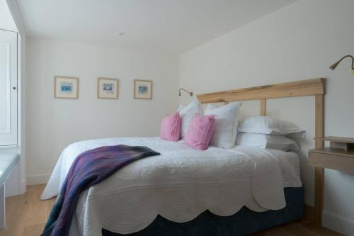 Luxury B&B Room, NC500, Opposite Isle of Skye - Arrina