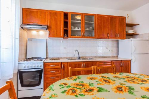Apartments Cukon - image 4