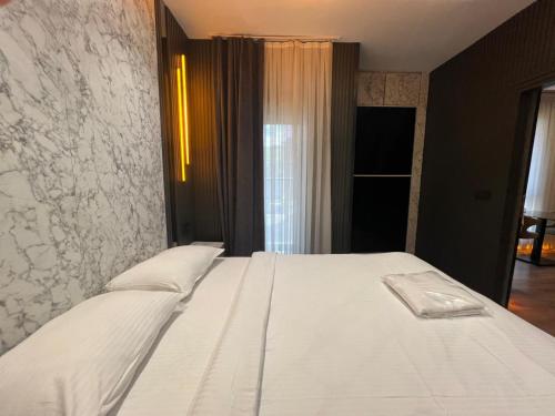 Taksim Luxury Arcadia Hotel - image 10