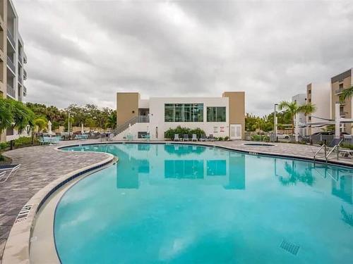Sarasota: Charming 2 Bdrm Condo W/resort Pool - Sarasota, FL