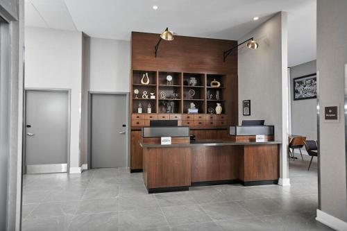 Lobi, Four Points by Sheraton Oakville in Oakville