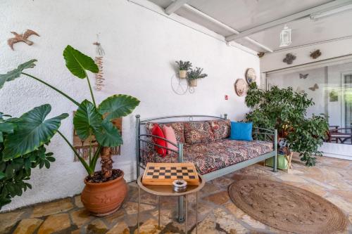 Ancient Corinth Guest House 5