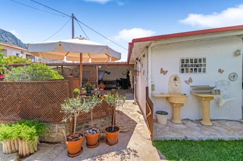 Ancient Corinth Guest House 2
