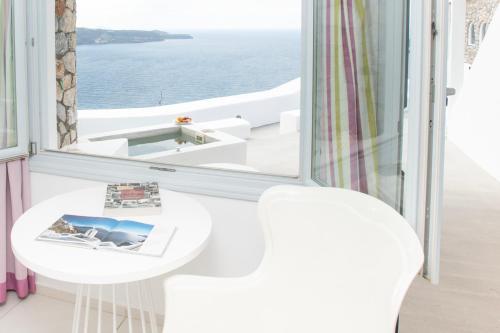 فيلات كالديراز ليليوم (Caldera's Lilium Villas) in ميساريا
