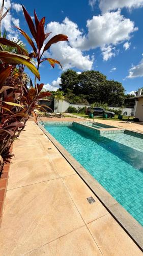 Bassein, Casa para Temporada com Piscina e Churrasqueira Lençóis Paulista (Casa para Temporada com Piscina e Churrasqueira Lencois Paulista) in Lencois Paulista