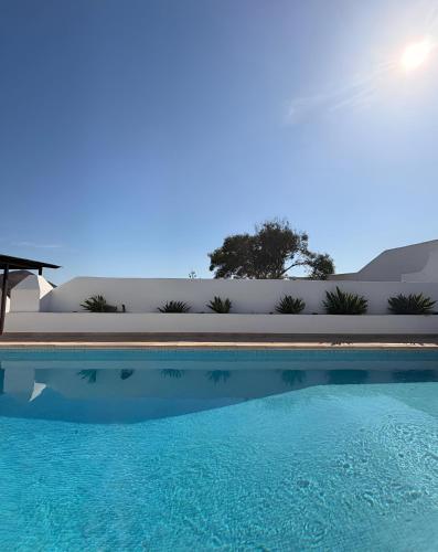 Instalações, Casa Encanto in Nazaret