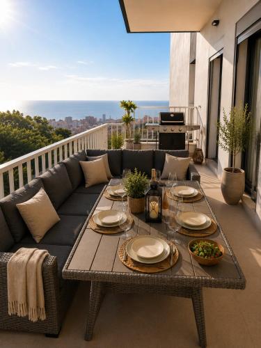 Modern Full Sea View Apartment in Benalmádena – khách sạn tại Arroyo de La Miel