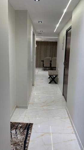 94 Boulevard - image 13