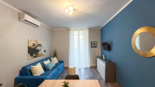 Residenza Santa Anastasia At Piazza Erbe Blu Charme with lift and AC